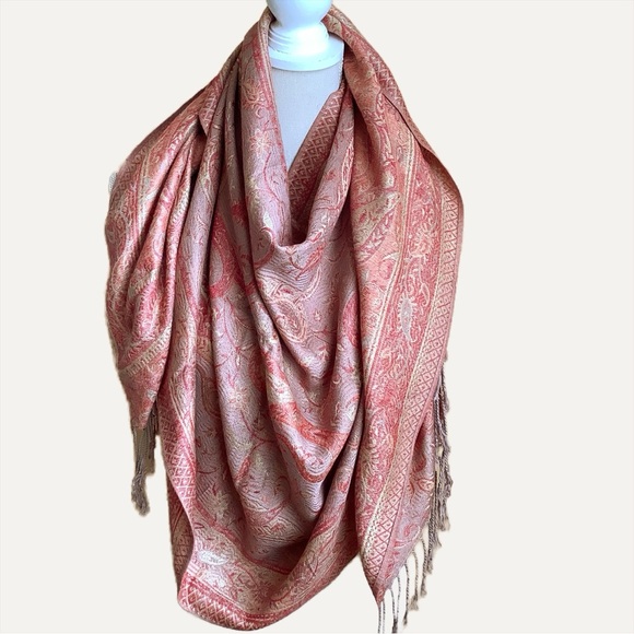 PASHMINA Taupe/Red Paisley Shawl with Fringe - Picture 2 of 11
